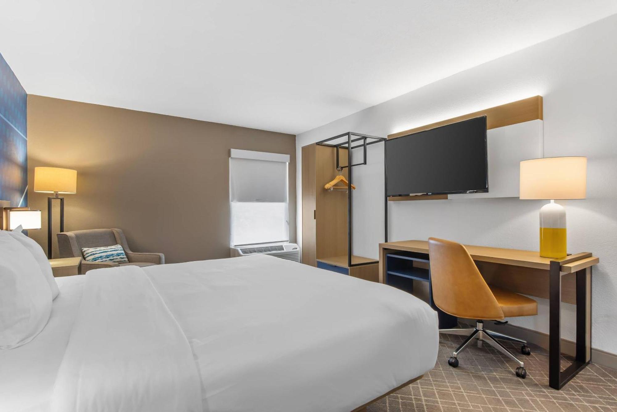 King Room - Disability Access/Non-Smoking